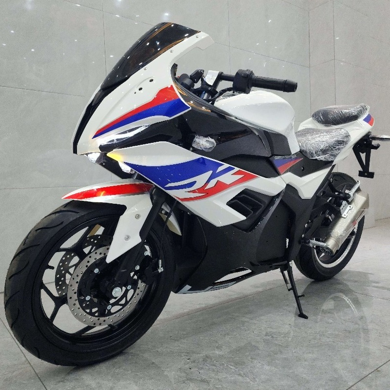 Elektryczny motocykl typu Flyi – 72V 5000W Electric Motorcycle recenzja i cena